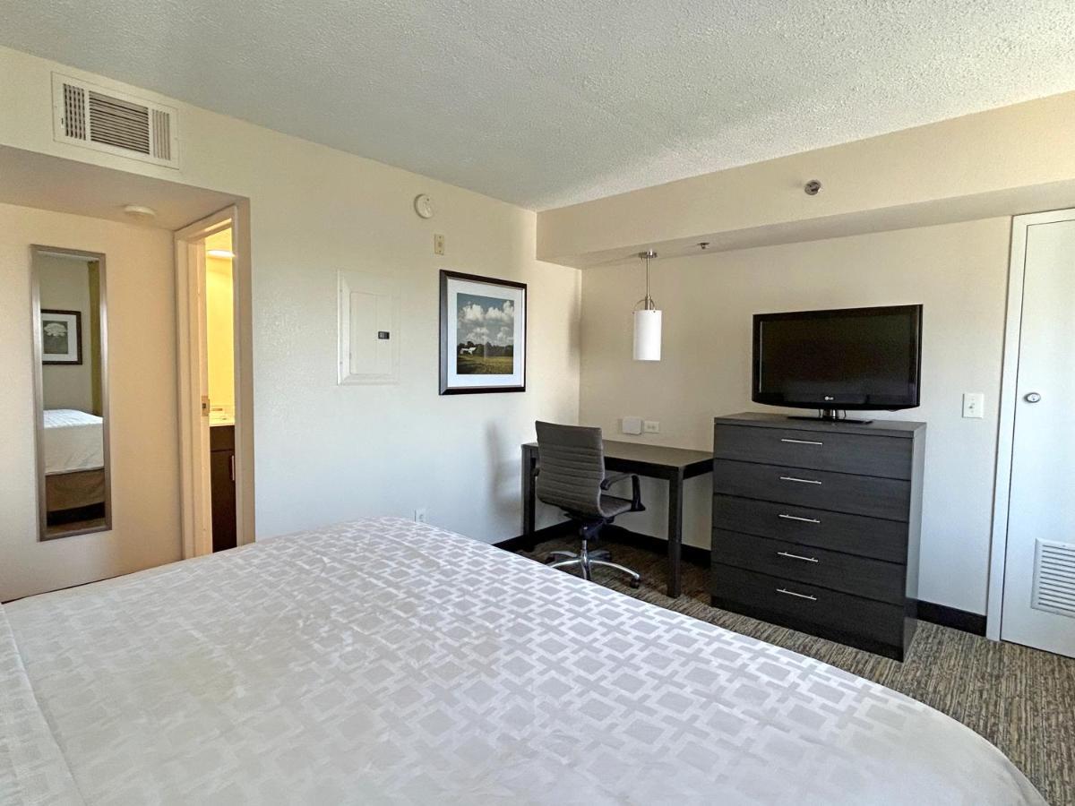 Candlewood Suites Indianapolis Downtown Medical District By Ihg Exterior photo